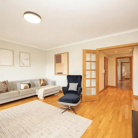 Bellevue By Hosty Apartment